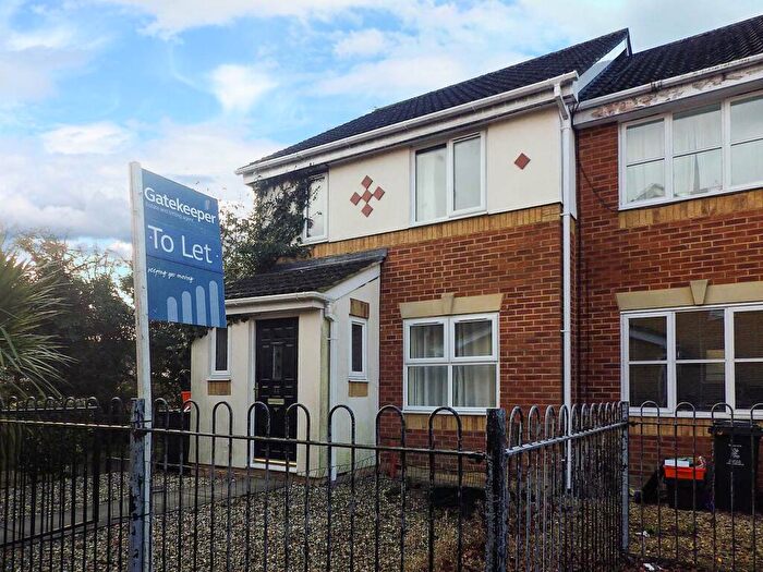 3 Bedroom Terraced House To Rent In Emerson Close, Swindon, Wiltshire, SN25