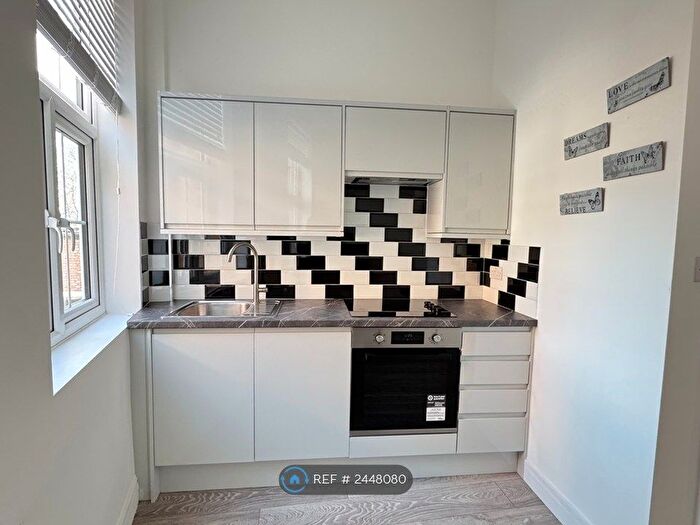 1 Bedroom Flat To Rent In High Street, London, W3