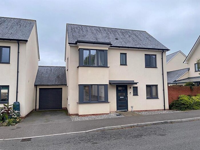 3 Bedroom Detached House For Sale In Cobley Court, Nr. Pinhoe, Exeter, EX4