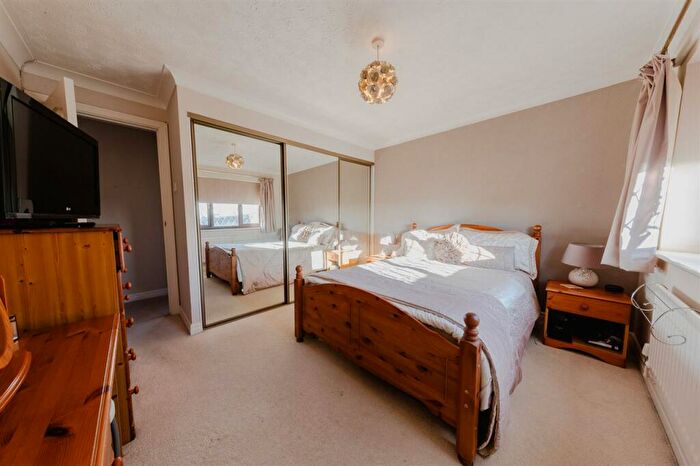 4 Bedroom Detached House For Sale In Spoonley Wood, Bancroft Park, Milton Keynes, MK13