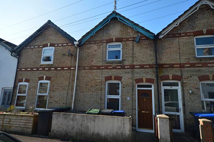 3 Bedroom Terraced House For Sale In Polden Road, Salisbury, SP1