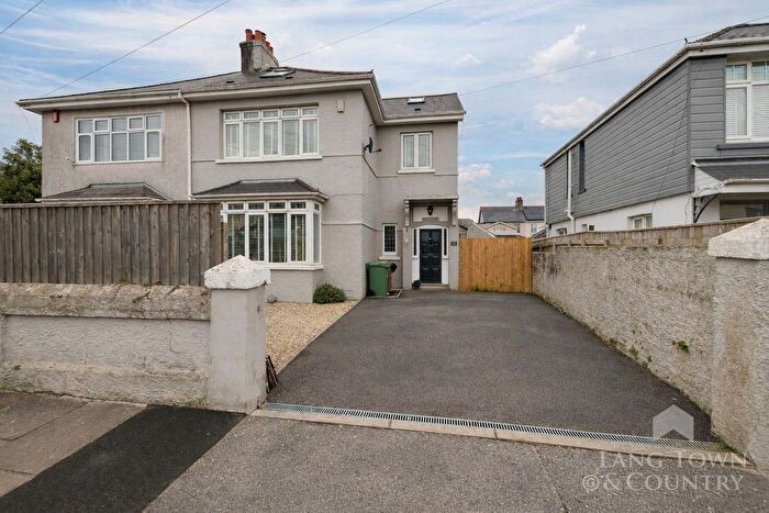 4 Bedroom Semi-Detached House For Sale In Fircroft Road, Beacon Park, Plymouth, PL2