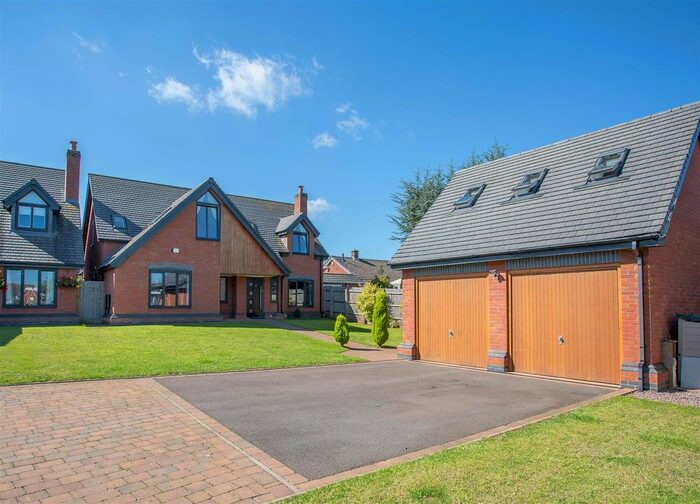 4 Bedroom Detached House To Rent In Gaialands Crescent, Lichfield, WS13