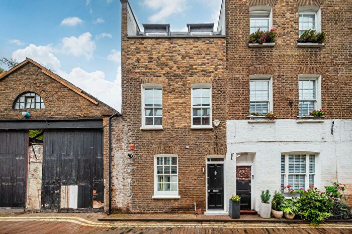 4 Bedroom Terraced House For Sale In Charles Lane, London, NW8