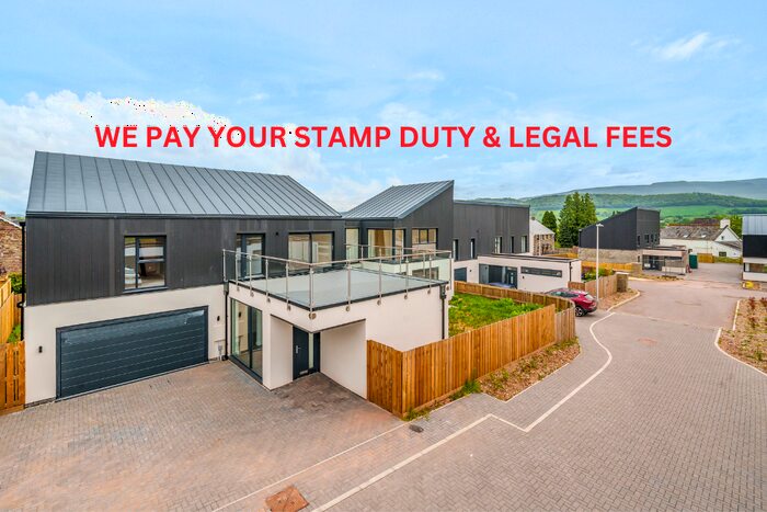 5 Bedroom Detached House For Sale In Drovers Meadow, Bronllys, Brecon, LD3