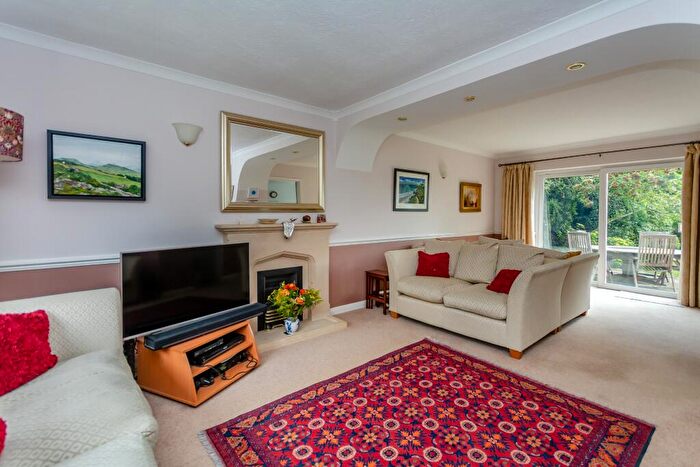 5 Bedroom Detached House For Sale In Chenies Avenue, Amersham, HP6