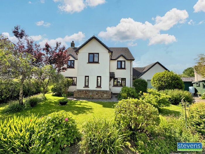 4 Bedroom Detached House For Sale In East Street, Sheepwash, Beaworthy, Devon, EX21