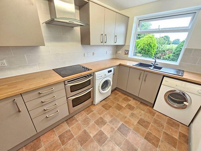 2 Bedroom Flat To Rent In Tadburn Road, Romsey, SO51