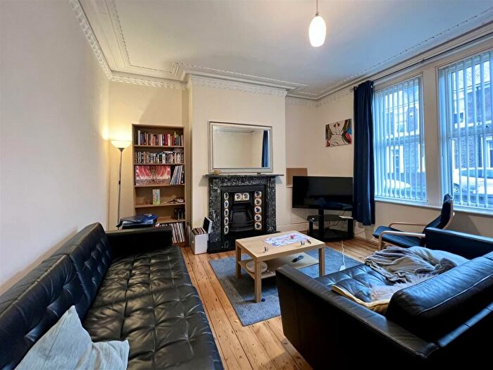 6 Bedroom House To Rent In Chester Street, Newcastle Upon Tyne, NE2