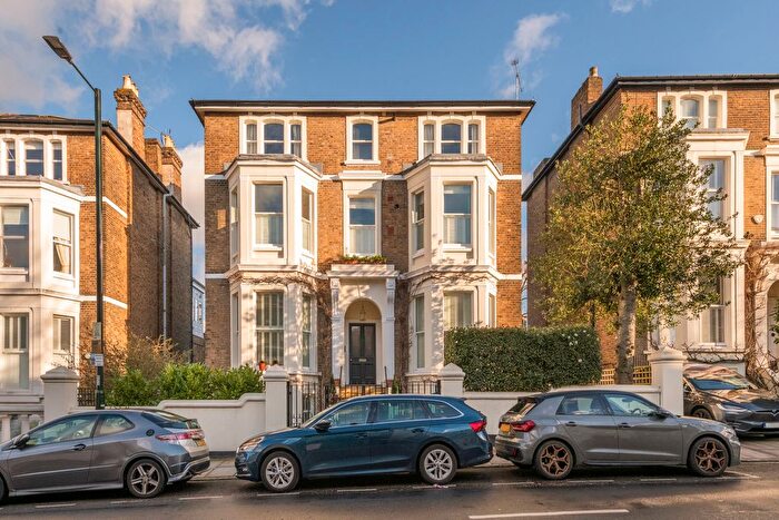 1 Bedroom Flat To Rent In Church Road, Richmond, TW10