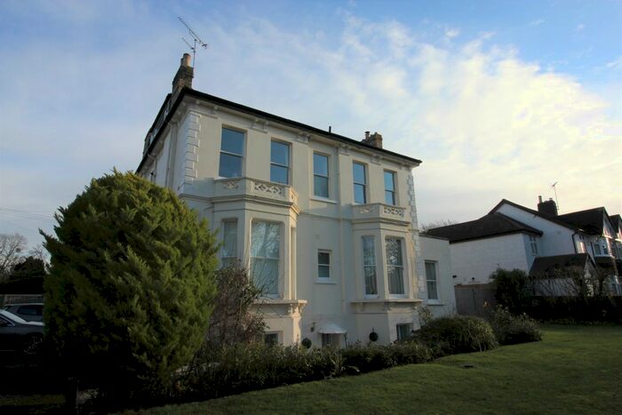 1 Bedroom Flat To Rent In Queens Road, Cheltenham GL50
