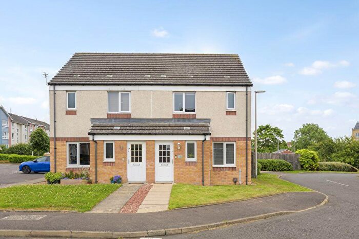 3 Bedroom Semi-Detached House For Sale In A, Drum Road, Dunfermline, KY11