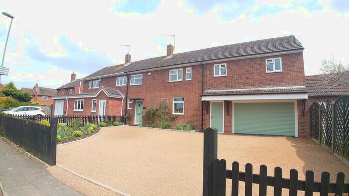 4 Bedroom House To Rent In Leam Road, Lighthorne Heath, CV33