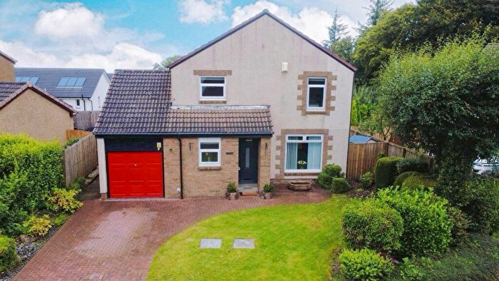 3 Bedroom Detached House For Sale In Langhouse Place, Inverkip, PA16