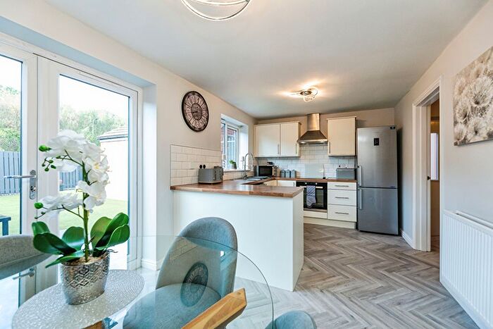 4 Bedroom Detached House For Sale In Sparrowhawk Way, Manvers, Rotherham, S63