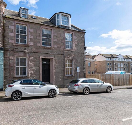 2 Bedroom Maisonette For Sale In North William Street, Perth, PH1