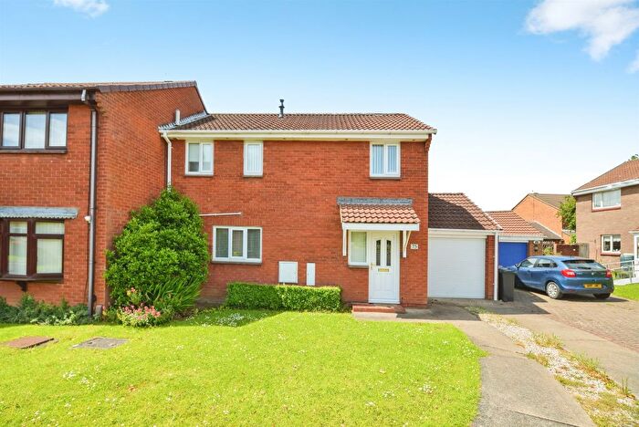3 Bedroom Semi-Detached House For Sale In Saxonfield, Coulby Newham, Middlesbrough, TS8