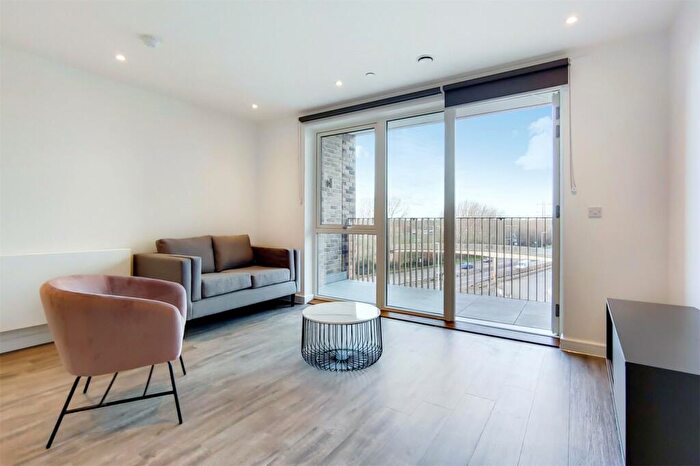 1 Bedroom Apartment To Rent In Fresh Wharf Road, Barking, Essex, IG11