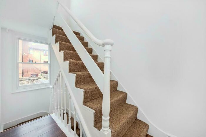 4 Bedroom House To Rent In Henshaw Street, London, SE17