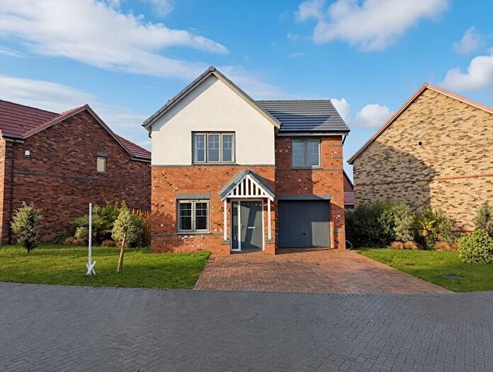 3 Bedroom Detached House For Sale In Acorn Drive, Cygnet Park, Killingworth, NE12