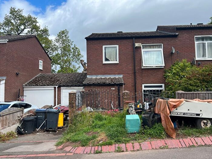 3 Bedroom End Of Terrace House For Sale In Wide Acres, Rednal, Birmingham, B45