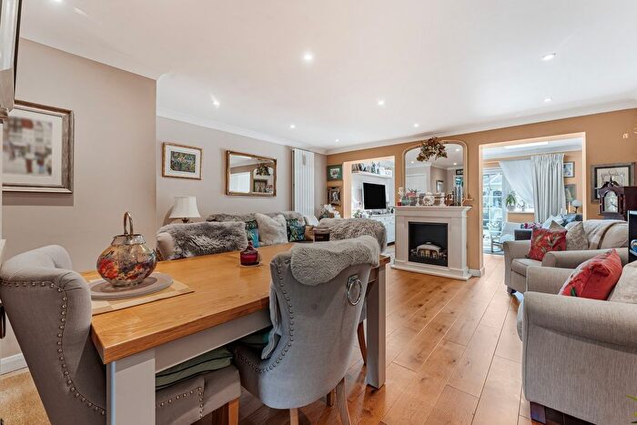 3 Bedroom Terraced House For Sale In Leacroft, Staines-Upon-Thames, TW18