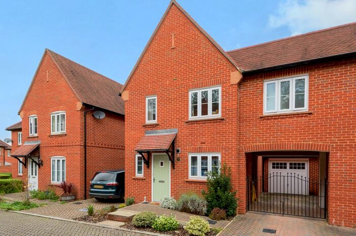 2 Bedroom Semi-Detached House For Sale In Bakeland Gardens, Alresford SO24
