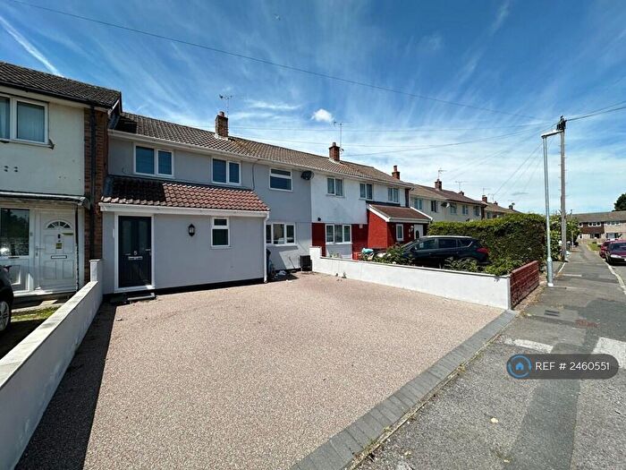 3 Bedroom Terraced House To Rent In Hazlemere Close, Swindon, SN3