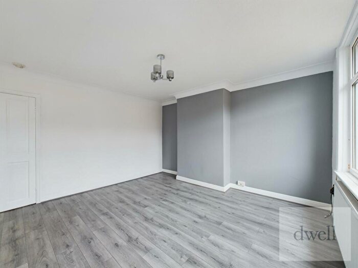 2 Bedroom Terraced House To Rent In Dalton Grove, Beeston, Leeds, LS11