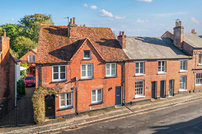 3 Bedroom Terraced House For Sale In Church Street, Great Missenden, HP16