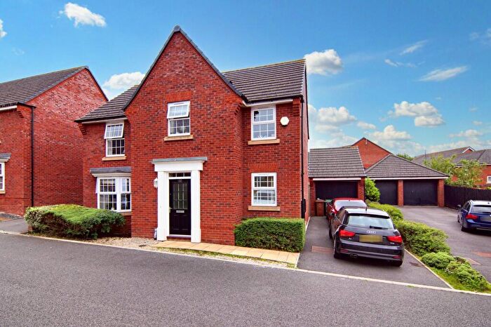 4 Bedroom Detached House For Sale In Wyatt Way, Meriden, CV7