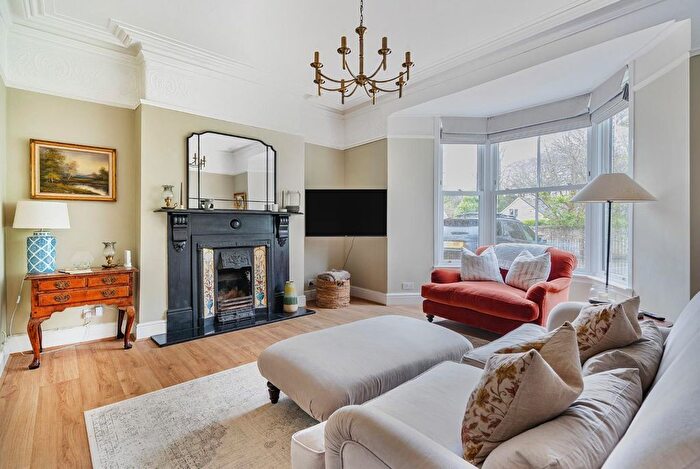 4 Bedroom Property To Rent In Tehidy Road, Camborne, TR14