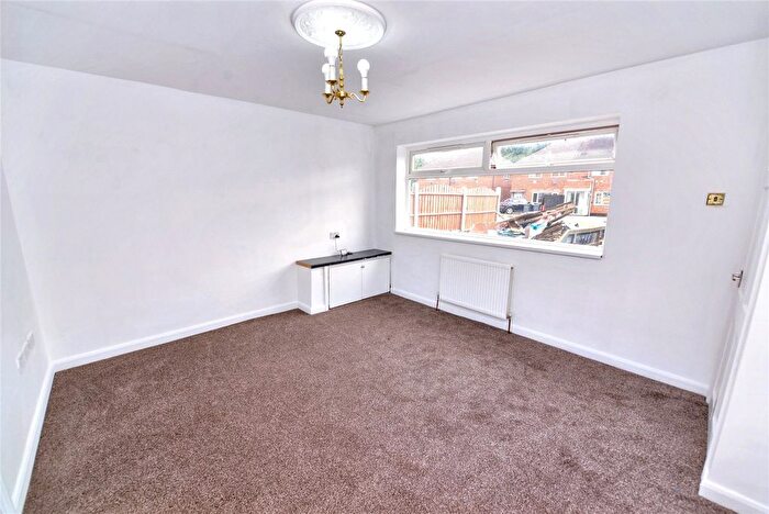 3 Bedroom Terraced House For Sale In Shelley Croft, Birmingham, West Midlands, B33