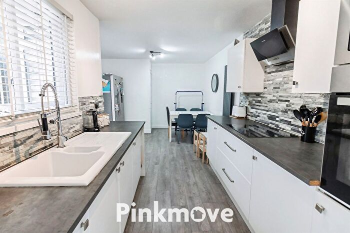 3 Bedroom Terraced House For Sale In Kingsland Walk, St. Dials, Cwmbran, NP44