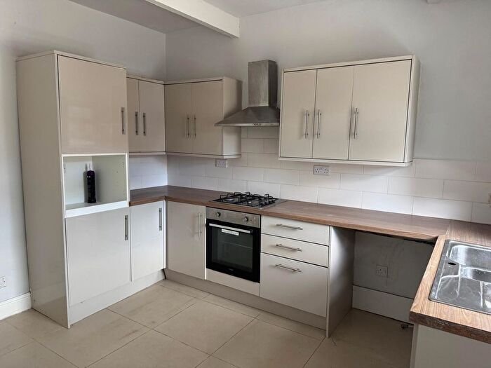 2 Bedroom End Of Terrace House To Rent In Spring Street, Rishton, BB1