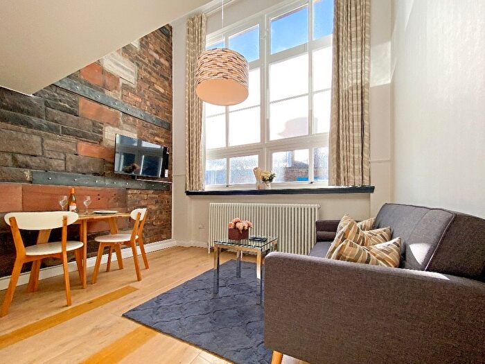 1 Bedroom Flat To Rent In Flat, Mcdonald Road, Broughton, Edinburgh, EH7