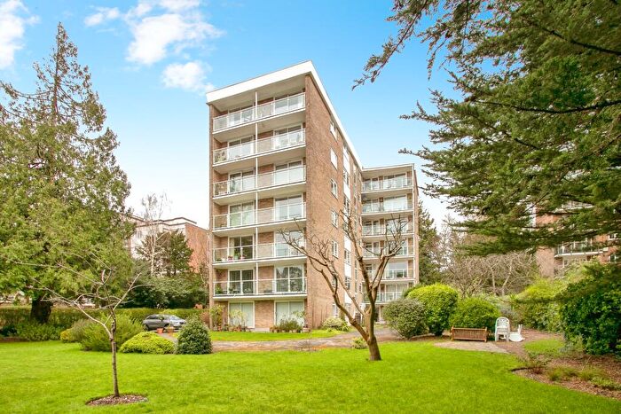 2 Bedroom Apartment To Rent In Lindsay Court, Branksome Park, BH13