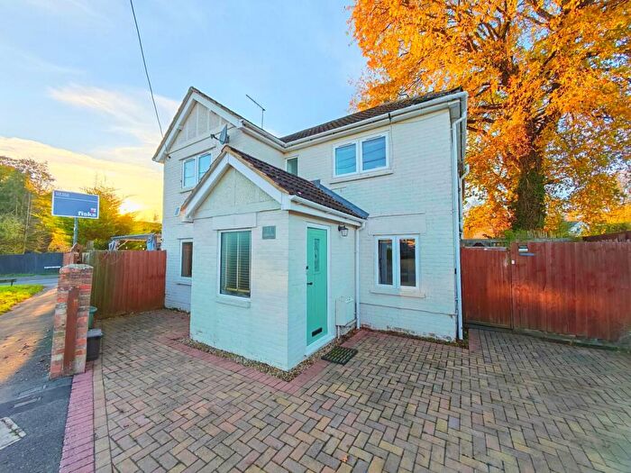 5 Bedroom Detached House For Sale In Hayes Lane, Wimborne, BH21