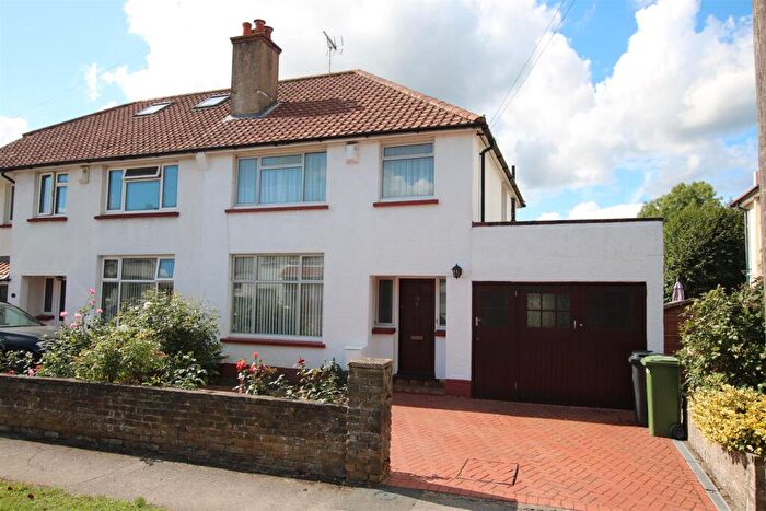 3 Bedroom Semi-Detached House For Sale In Kingscroft Road, Leatherhead, KT22