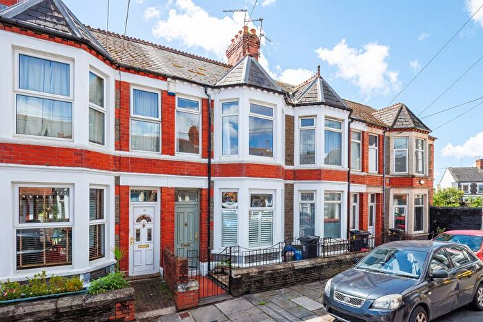 3 Bedroom Terraced House For Sale In Braeval Street, Roath, Cardiff, CF24