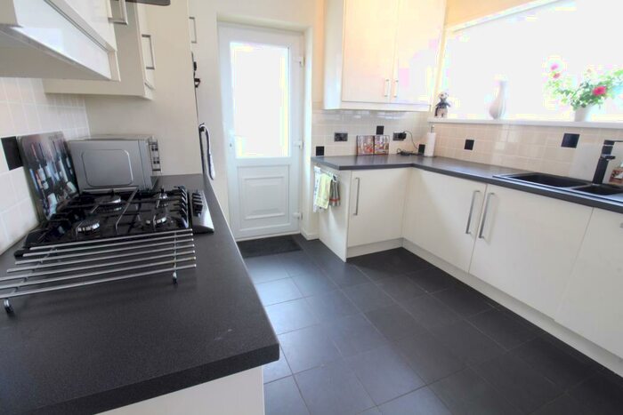 2 Bedroom Bungalow For Sale In Ambleside Close, Thingwall, Wirral, CH61
