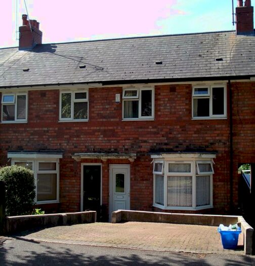 3 Bedroom House To Rent In Poole Crescent, B17