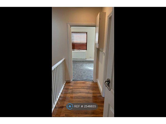 1 Bedroom Flat To Rent In Langthorne Road, London, E11