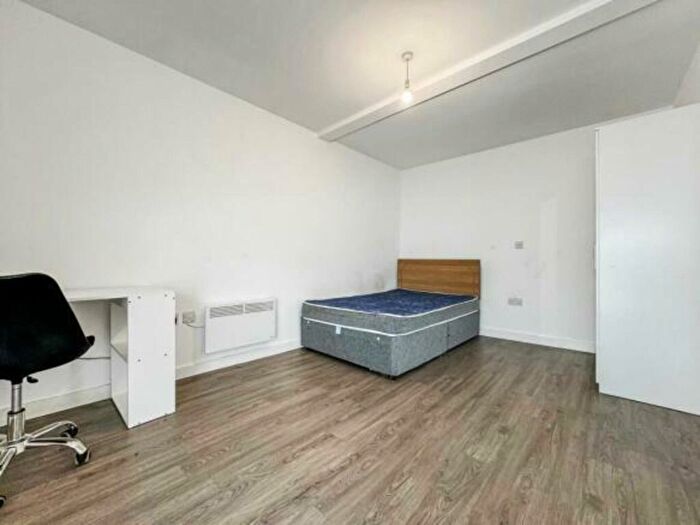 Studio To Rent In Fargate, Sheffield, S1