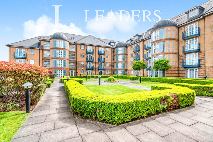 2 Bedroom Flat To Rent In Newland Gardens, SG13