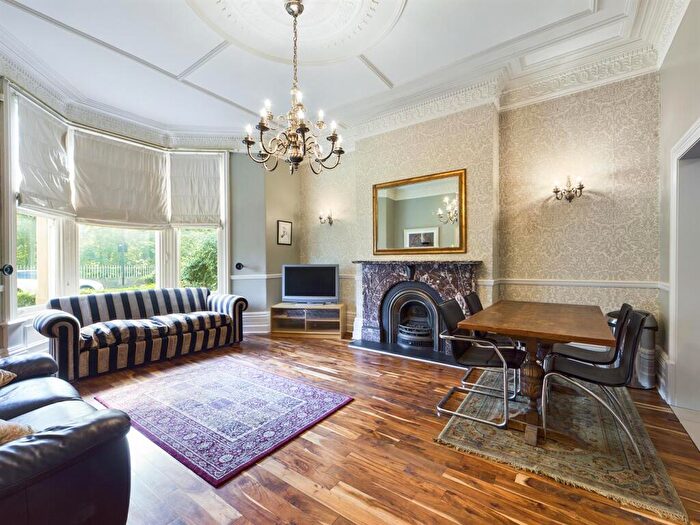 3 Bedroom Apartment To Rent In (£pppw) Eslington Terrace, Jesmond, NE2