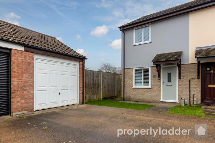 2 Bedroom Semi Detached House For Sale In Lindley Close, Old Catton, NR6