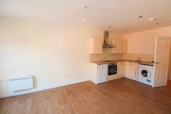 1 Bedroom Flat To Rent In Percy Street, Hanley, Stoke-on-Trent, ST1