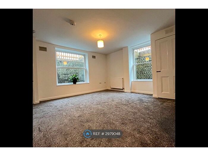 1 Bedroom Flat To Rent In Guildhall Street, Folkestone, CT20