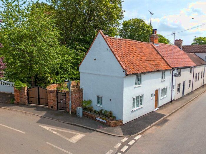 2 Bedroom End Of Terrace House For Sale In Town Street, Clayworth, DN22